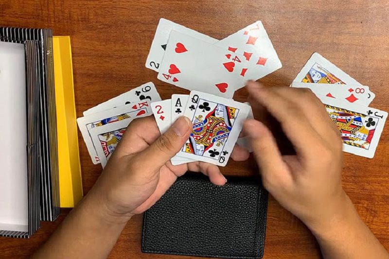 Chi tiết cách tính điểm Liêng từ cơ bản đến nâng cao